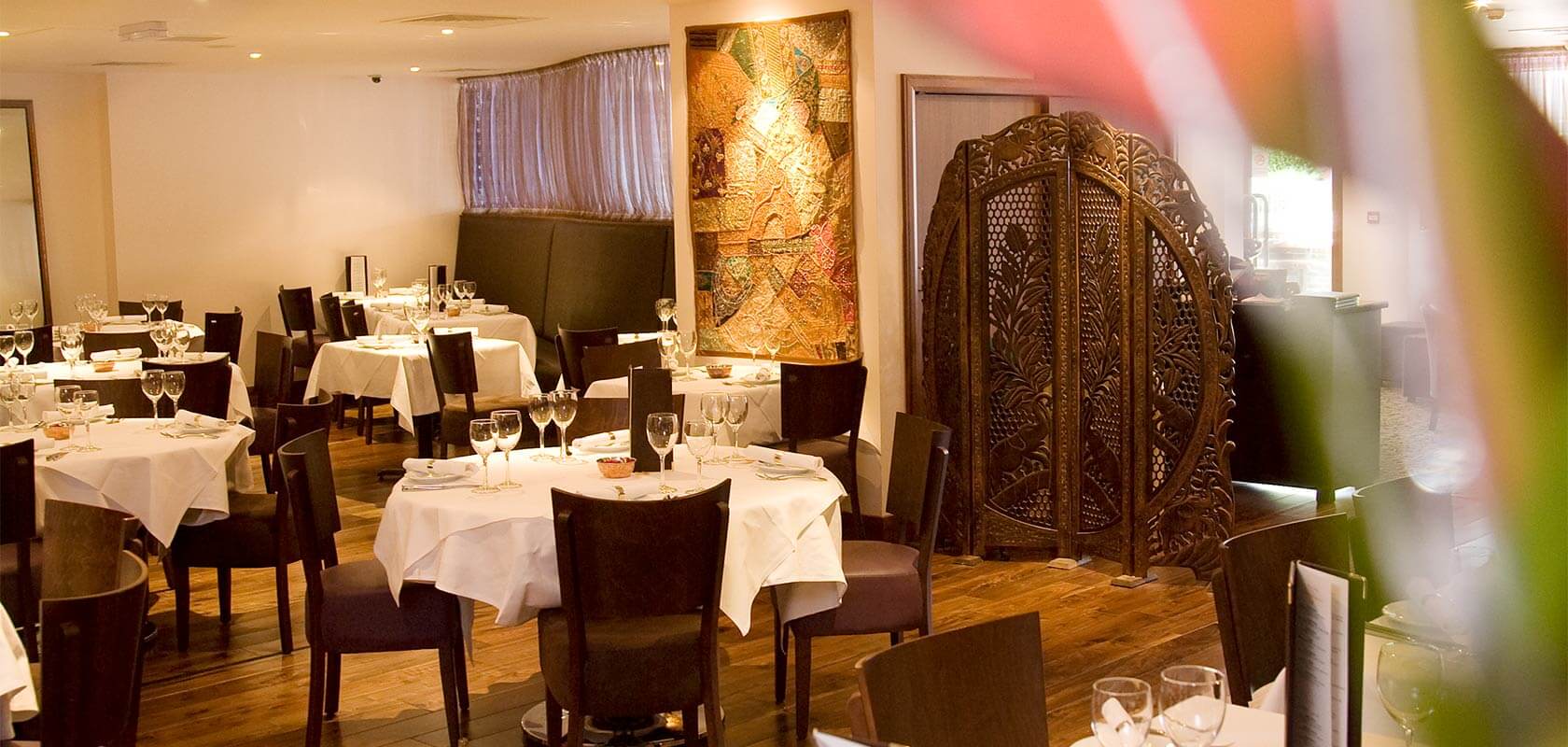 Zari Restaurant Interior Decor